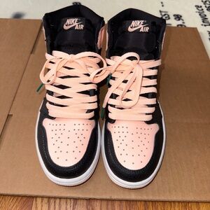 Jordan 1 Hi Crimson Tint